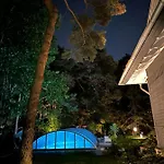 فيلة Joy Village